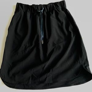 Lululemon Knee-Length Skirt